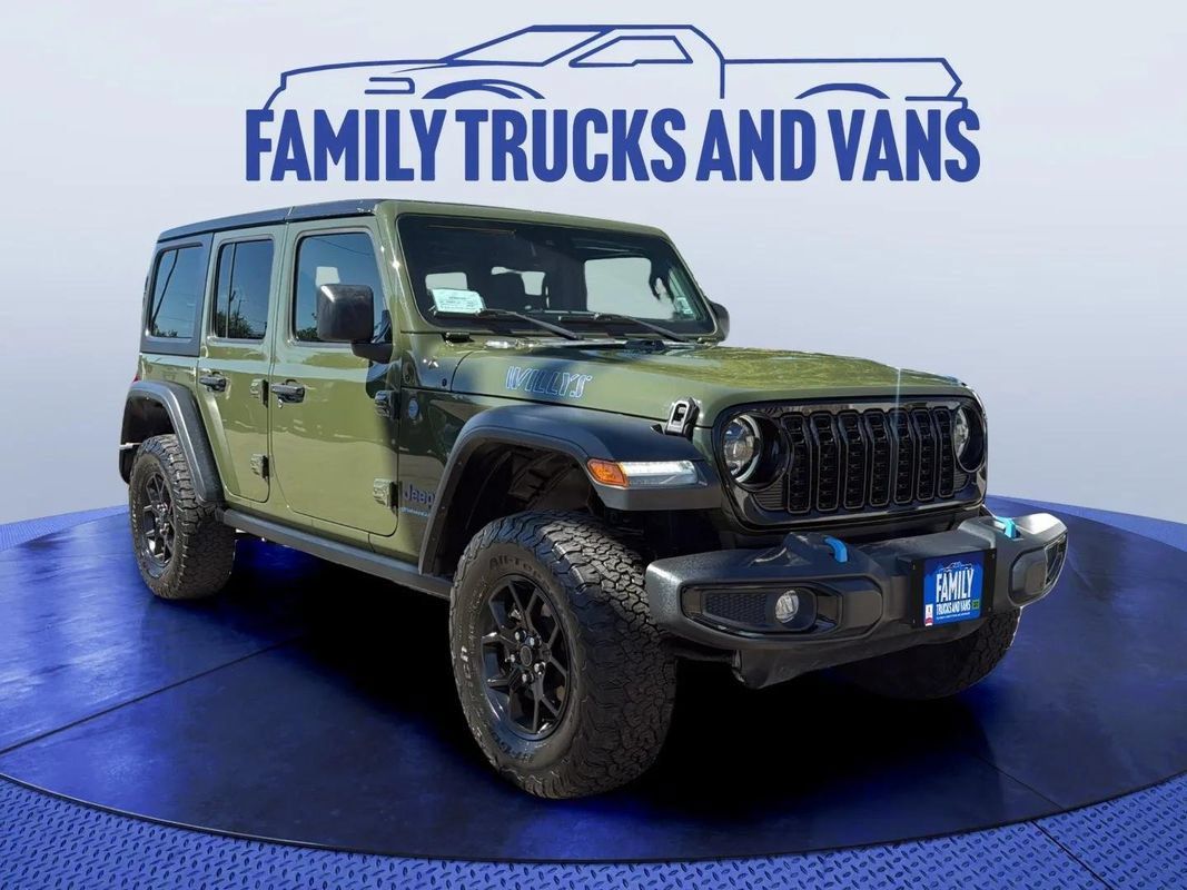 Used 2024 Jeep Wrangler Unlimited AWD/4WD image 6