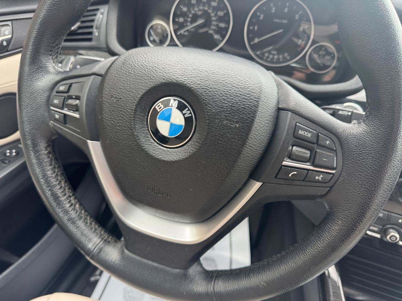 Used 2017 BMW X3 xDrive28i AWD/4WD image 17