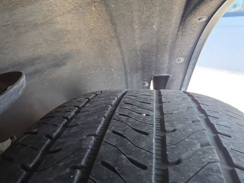 Used 2024 Chevrolet Traverse LS image 37