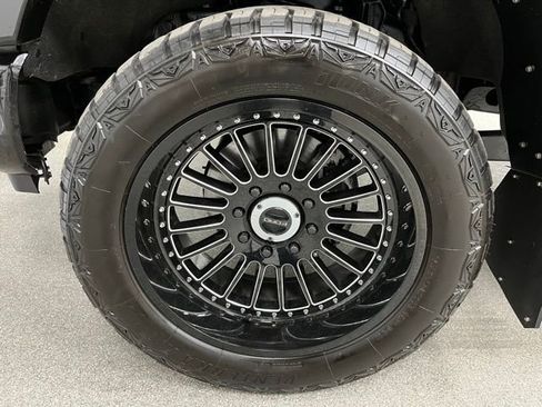 Used 2024 Ford F350 Lariat w/ Tremor Off-Road Package AWD/4WD image 12