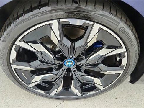 Used 2025 BMW i5 eDrive40i w/ M Sport Package image 56
