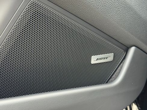 Used 2025 Porsche 911 Carrera image 19