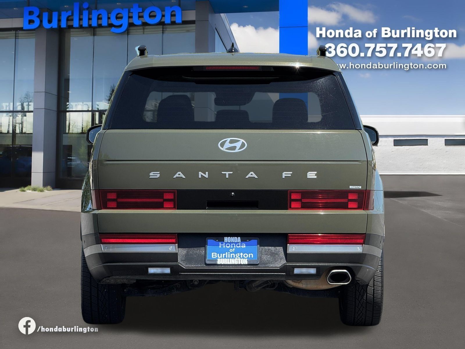 Used 2024 Hyundai Santa Fe Limited AWD/4WD image 5