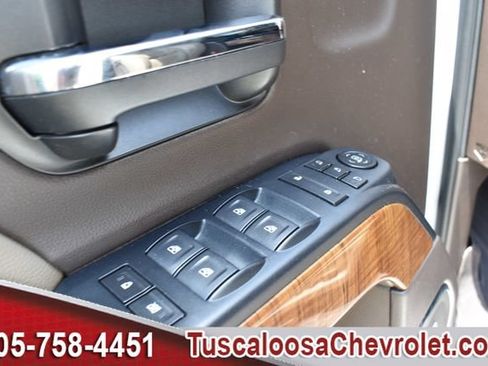 Used 2018 GMC Sierra 1500 SLT AWD/4WD image 17