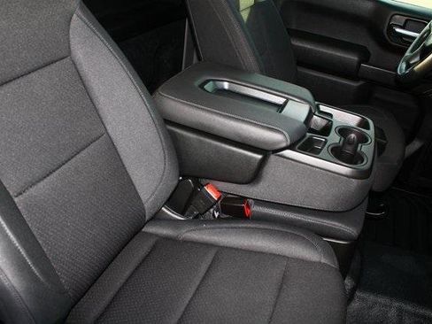 Used 2025 Chevrolet Silverado 1500 W/T w/ WT Value Package image 7