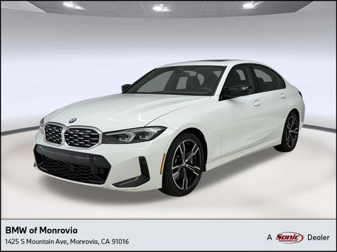 Used 2024 BMW M340i RWD image 1