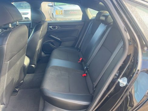 Used 2023 Honda Civic Sport image 8