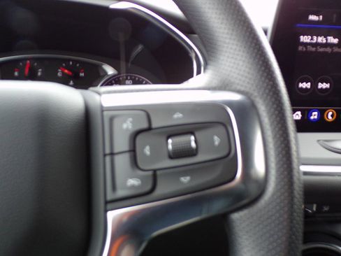 Used 2024 Chevrolet Blazer LT w/ Convenience Package FWD image 18