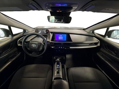 Used 2024 Toyota Prius LE FWD image 16
