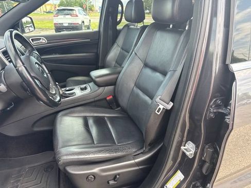 Used 2018 Jeep Grand Cherokee Limited AWD/4WD image 27