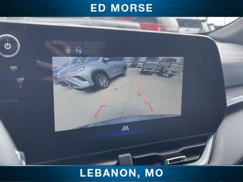 Used 2025 Chevrolet Equinox LT FWD image 14