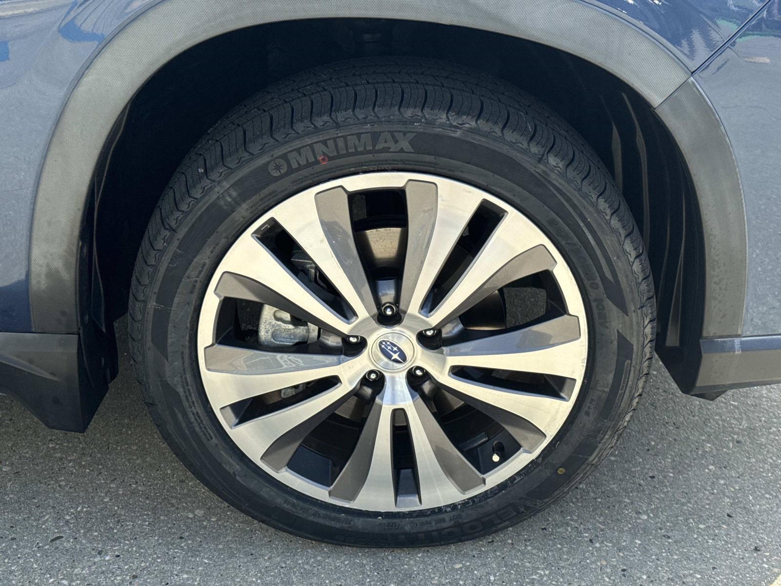 Used 2020 Subaru Ascent Limited w/ Technology Package AWD/4WD image 4