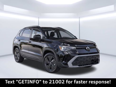 Used 2025 Volkswagen Taos S FWD image 2