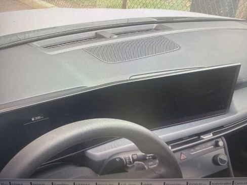 Used 2025 Hyundai Sonata SEL FWD image 6