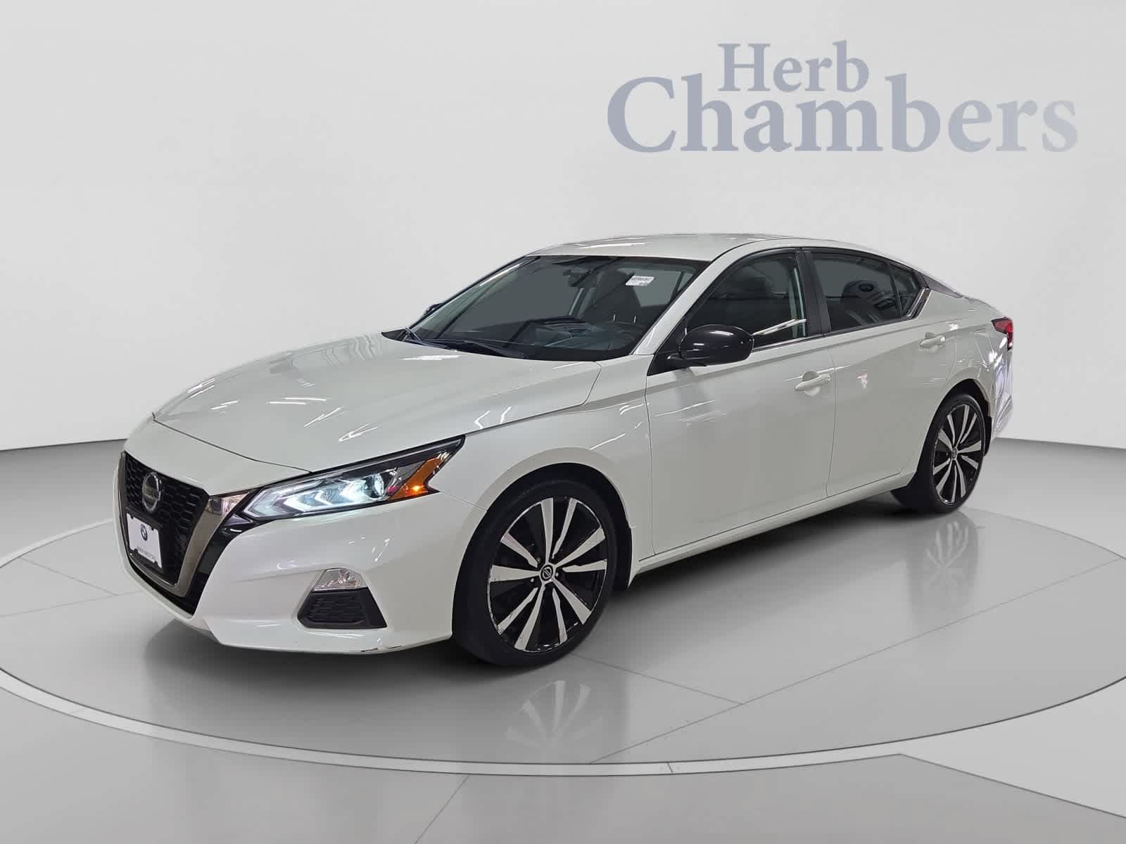 Used 2019 Nissan Altima 2.5 SR AWD/4WD image 10