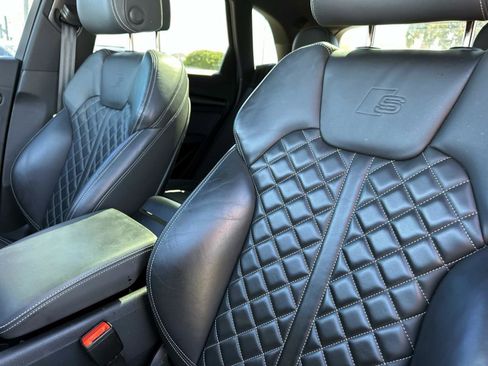 Used 2023 Audi SQ5 Premium Plus w/ Premium Plus Package image 21