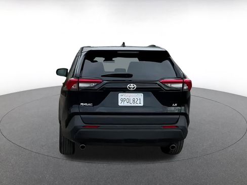 Used 2025 Toyota RAV4 LE image 12