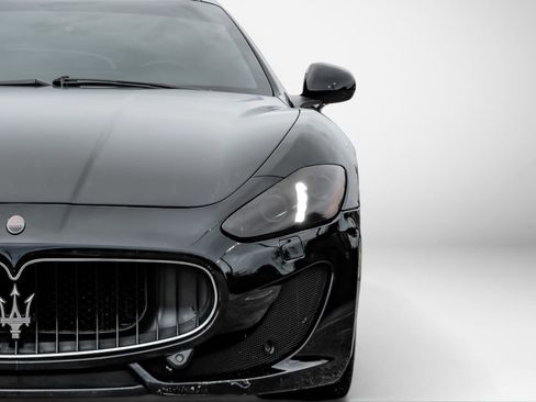 Used 2017 Maserati GranTurismo MC RWD image 41