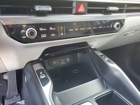 New 2025 Kia Sorento EX w/ EX Panoramic Sunroof Package image 18