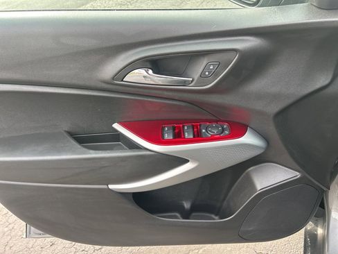 Used 2024 Chevrolet Trax RS w/ Driver Confidence Package image 15