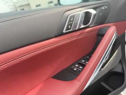 New 2026 BMW X6 xDrive40i w/ Executive Package image 14