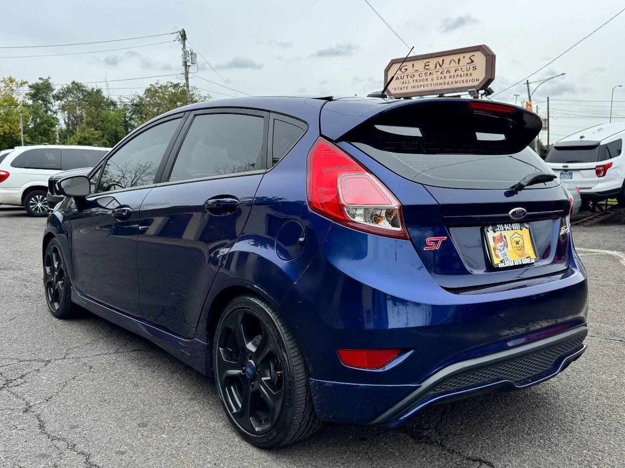 Used 2016 Ford Fiesta ST FWD image 4
