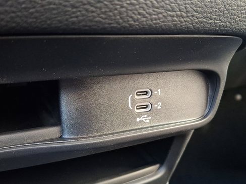 New 2026 Chrysler Pacifica Select image 14