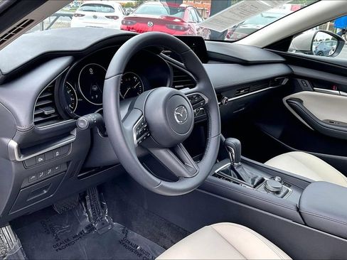 Certified 2026 MAZDA MAZDA3 2.5 S Sedan w/ Preferred Pkg FWD image 9