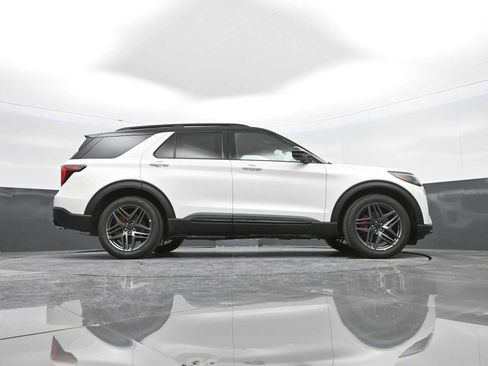 New 2026 Ford Explorer ST AWD/4WD image 66