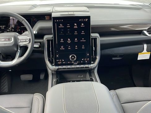 New 2026 GMC Yukon XL Elevation AWD/4WD image 16