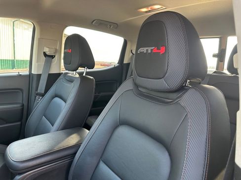 Used 2022 GMC Canyon AT4 w/ Trailering Package image 13