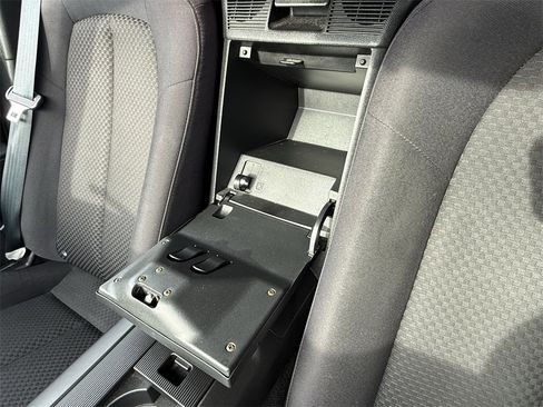 Used 2007 MAZDA MX-5 Miata Touring image 27