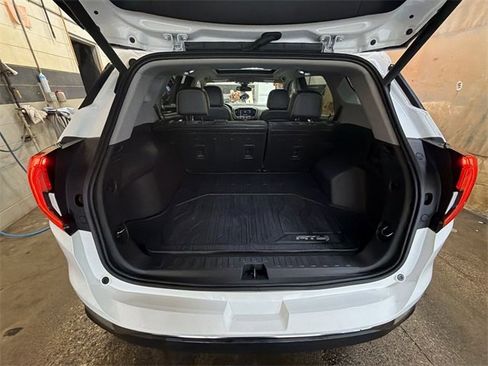 Used 2023 GMC Terrain AT4 w/ Tech Package image 25