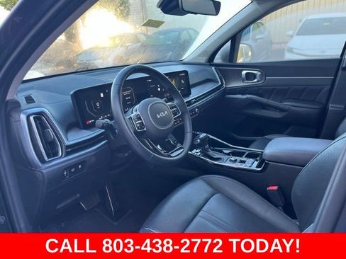 Used 2025 Kia Sorento SX FWD image 6