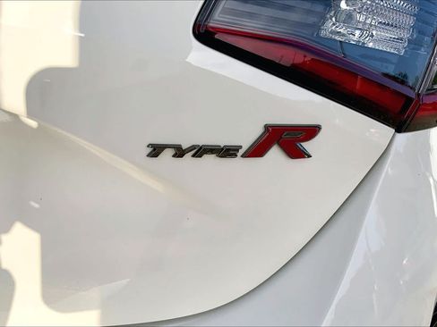 Used 2025 Honda Civic Type R image 10