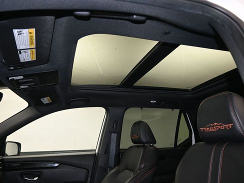 Certified 2023 Honda Pilot TrailSport image 27