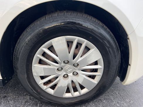 Used 2015 Honda Odyssey LX image 40