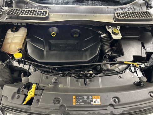 Used 2015 Ford Escape Titanium image 29