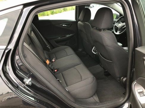 Used 2023 Chevrolet Malibu LT image 18