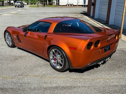 Used 2009 Chevrolet Corvette Z06 w/ Preferred Equipment Group RWD image 20