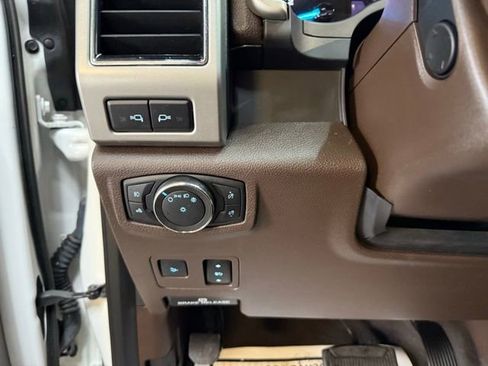 Used 2022 Ford F350 King Ranch w/ Chrome Package image 23