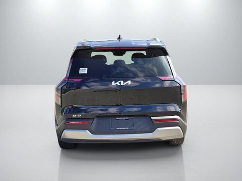 New 2026 Kia EV9 Wind AWD/4WD image 5