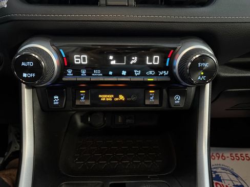 Used 2022 Toyota RAV4 XLE w/ Convenience Package AWD/4WD image 21