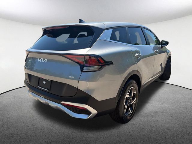 Used 2025 Kia Sportage LX AWD/4WD image 13