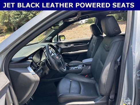 Used 2024 Cadillac XT6 Sport w/ Technology Package image 5
