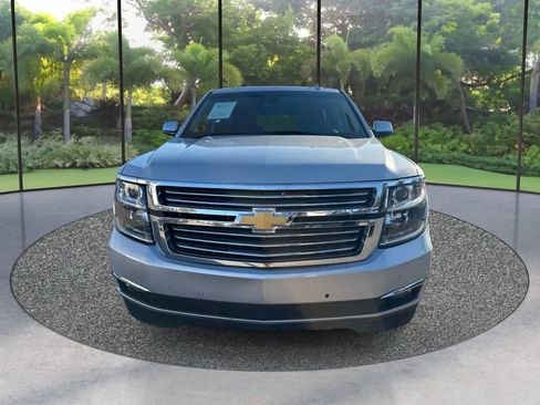 Used 2018 Chevrolet Tahoe Premier AWD/4WD image 2