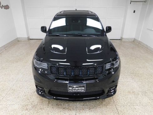 Used 2021 Jeep Grand Cherokee SRT image 11