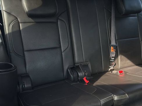 Used 2019 GMC Yukon XL Denali w/ Denali Ultimate Package AWD/4WD image 17