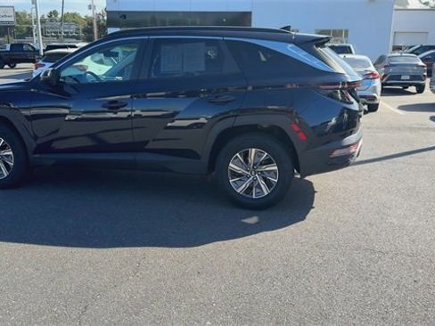 Used 2022 Hyundai Tucson Blue image 6