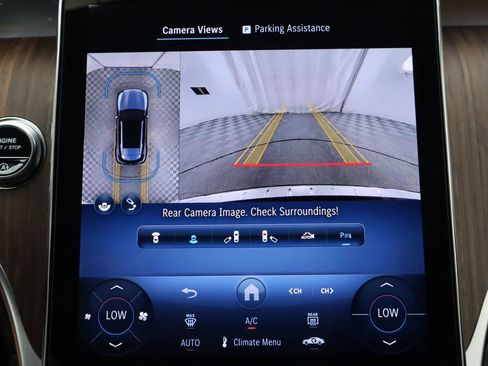 Certified 2025 Mercedes-Benz GLC 300 image 16